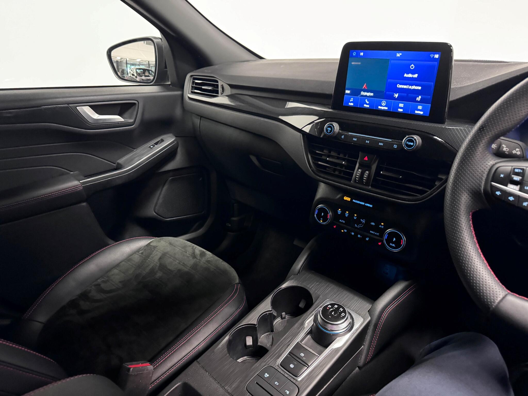 Ford Kuga view 35