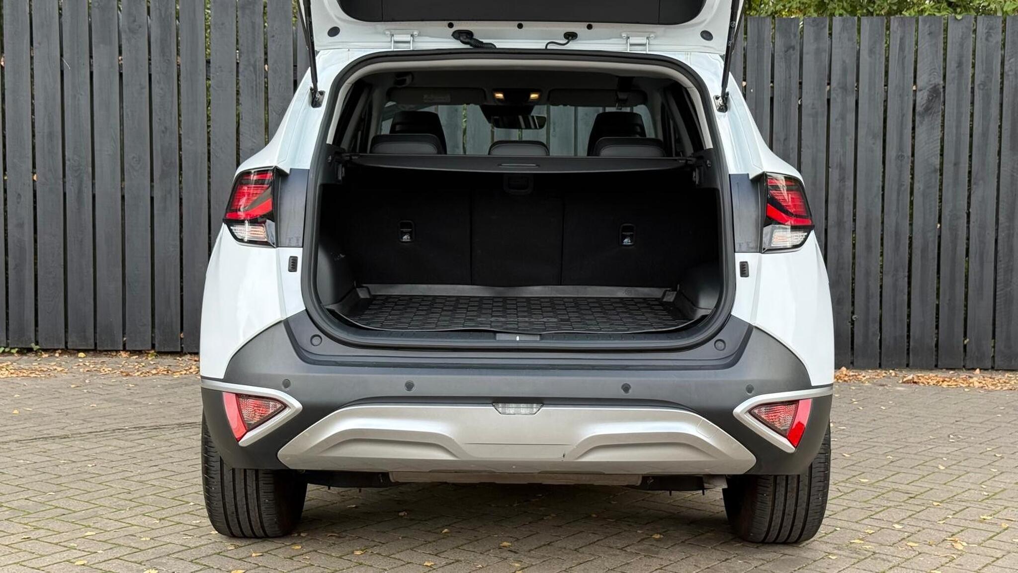 Kia Sportage view 8
