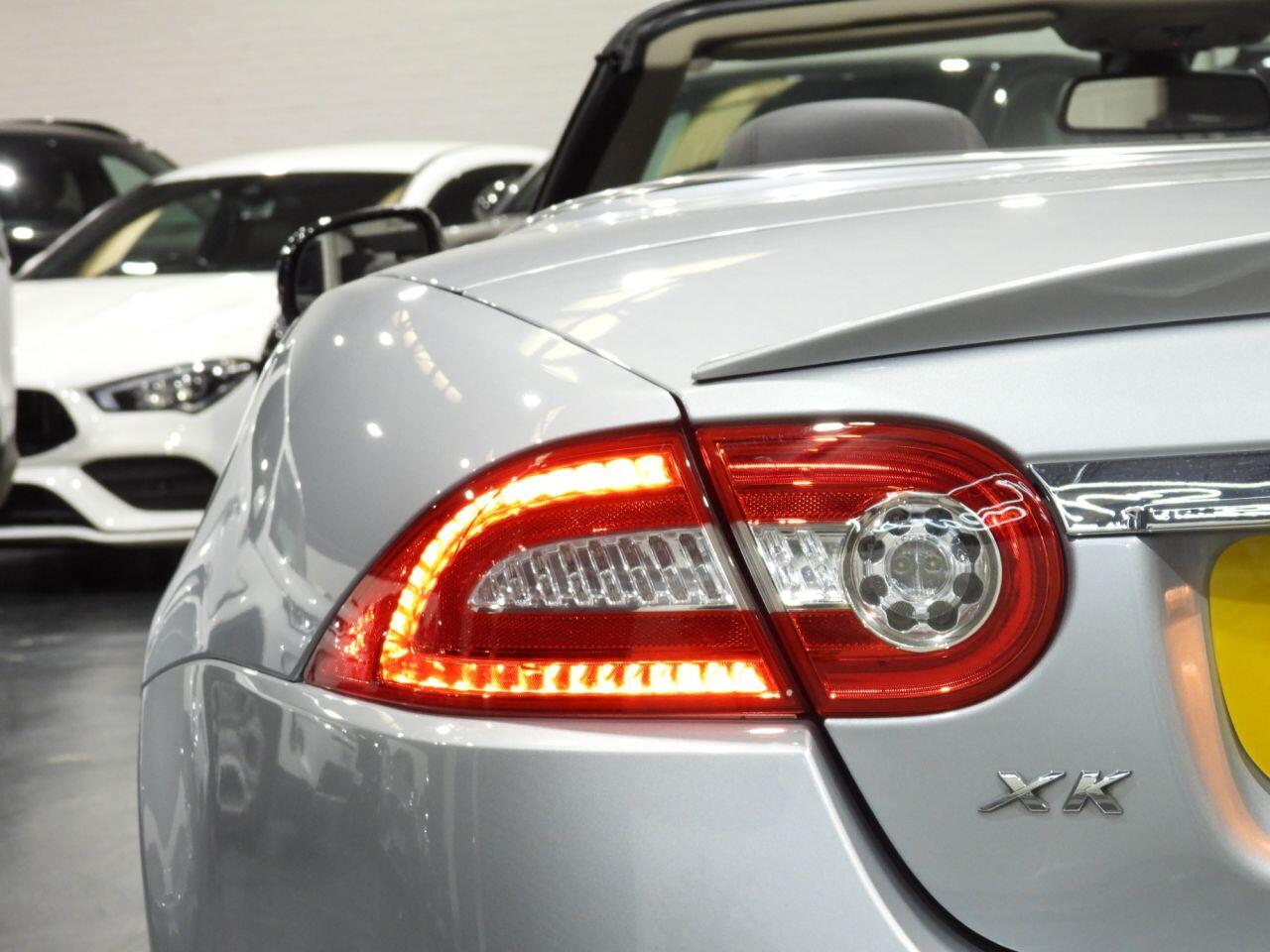 Jaguar XK view 43