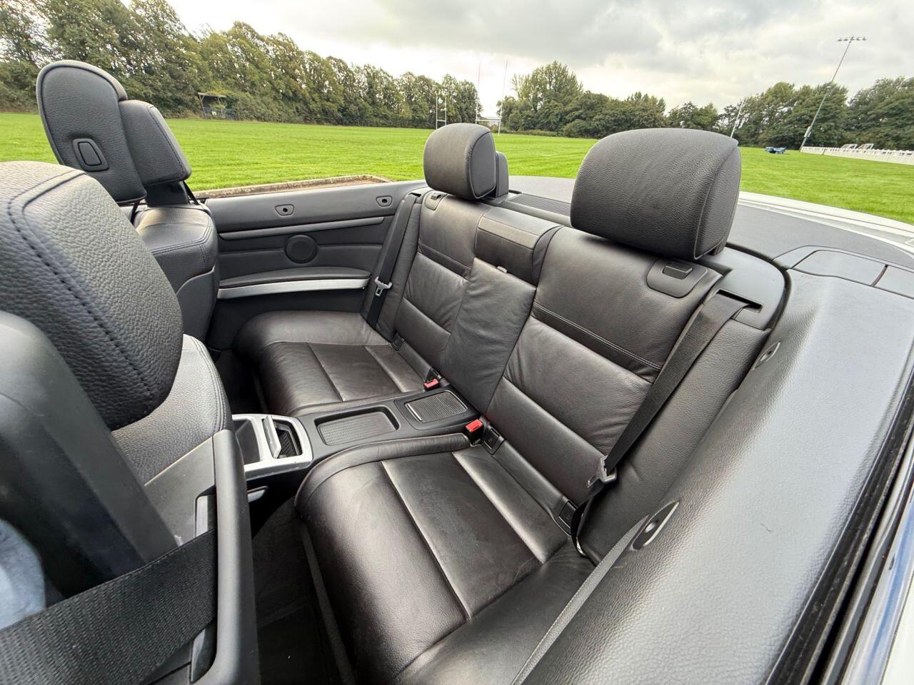 BMW 3 Series view 35