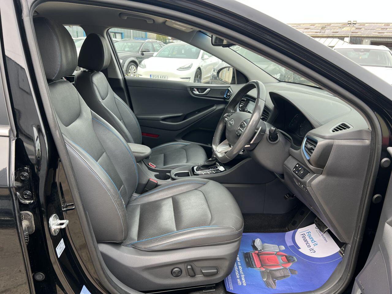 Hyundai Ioniq view 15