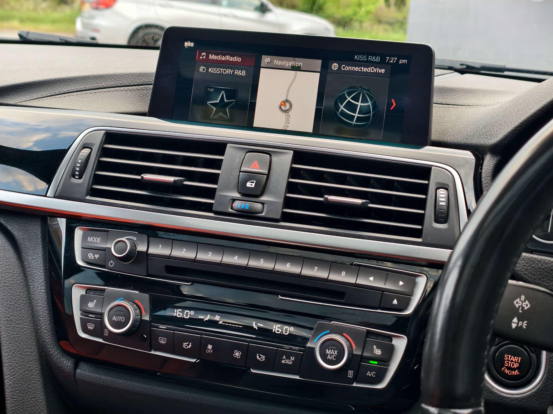 BMW 3 Series view 38