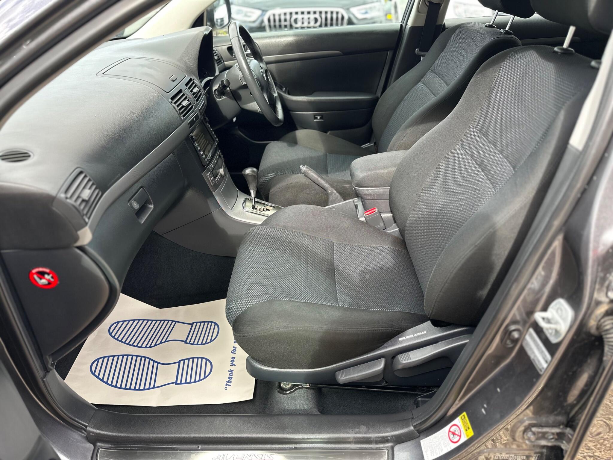 Toyota Avensis view 52