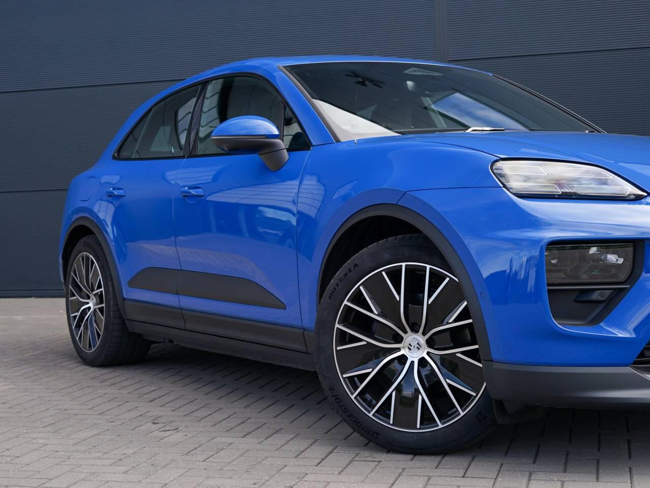 Porsche Macan view 42
