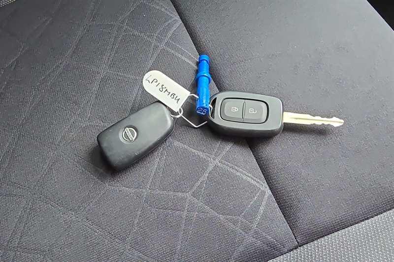 Nissan Micra view 35