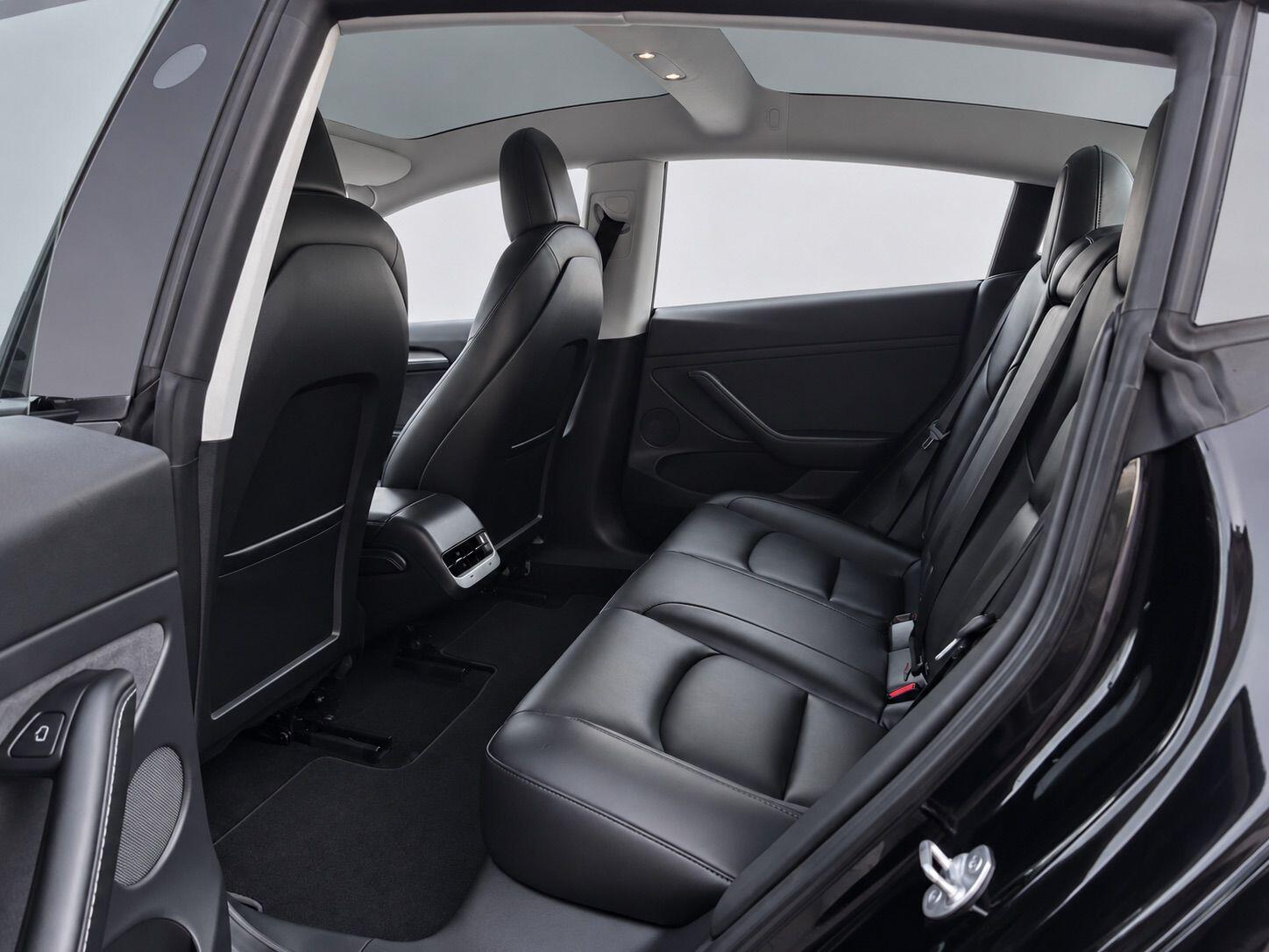 Tesla Model 3 view 30