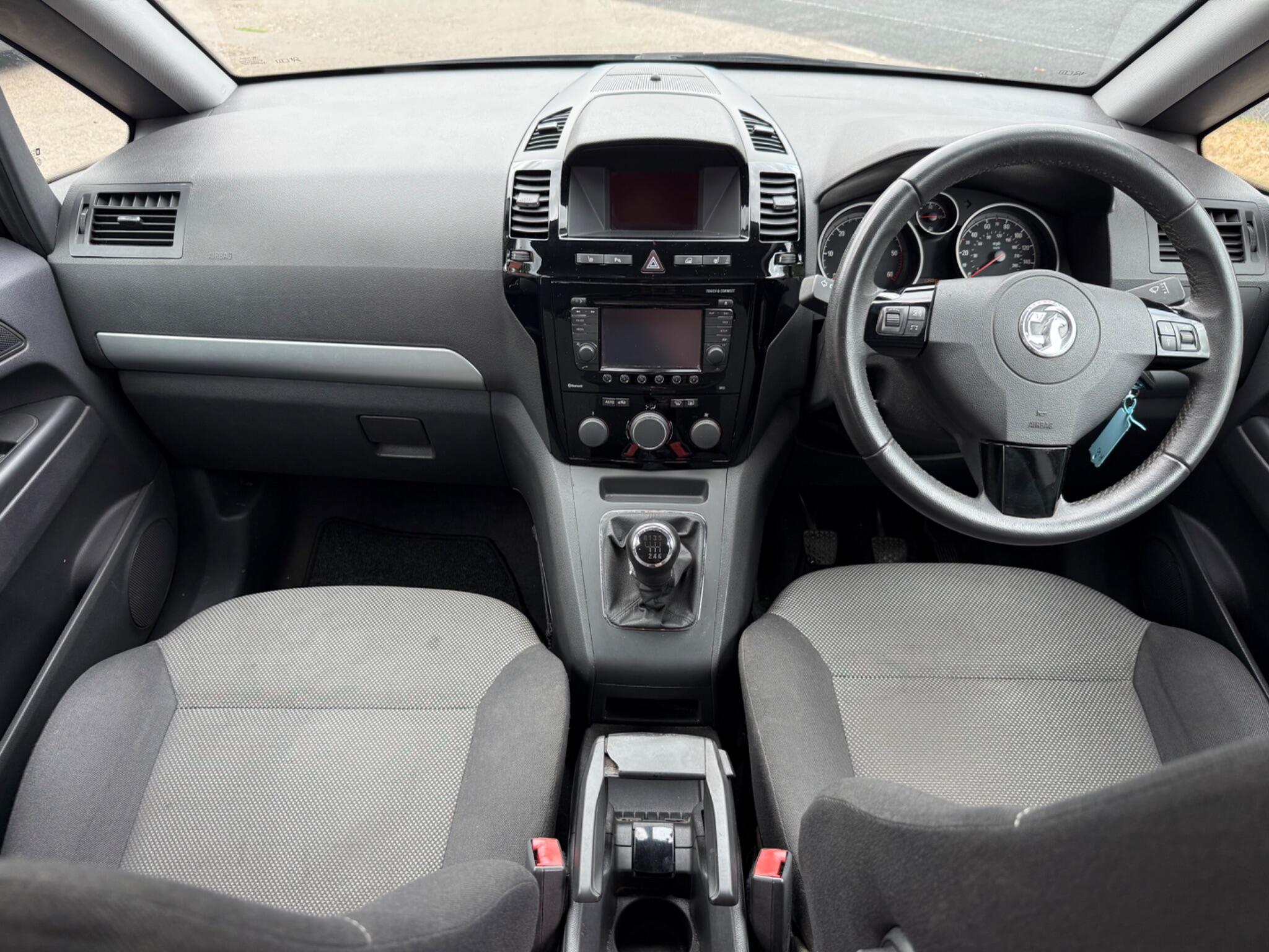 Vauxhall Zafira view 12