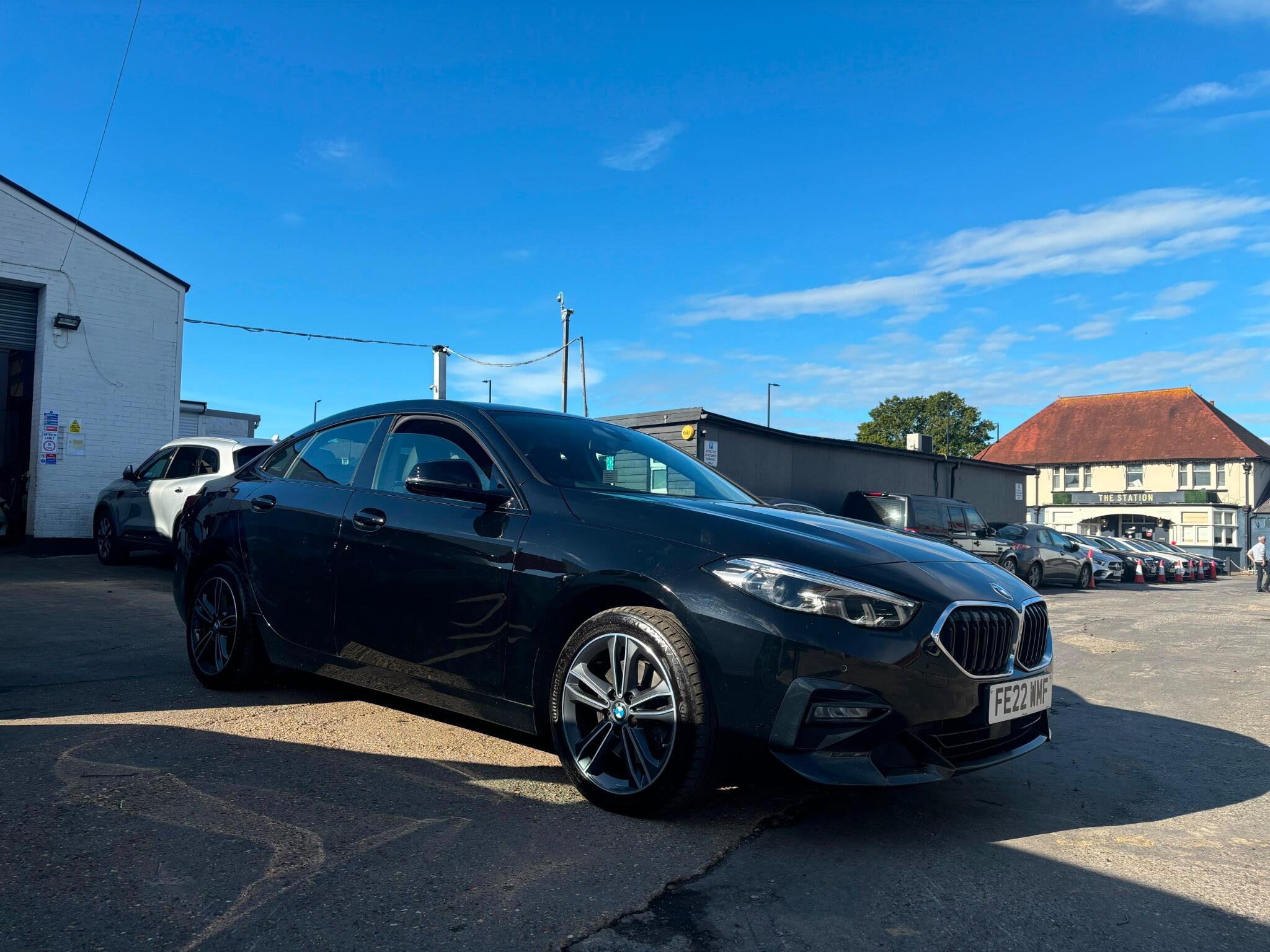 BMW 2 Series view 6