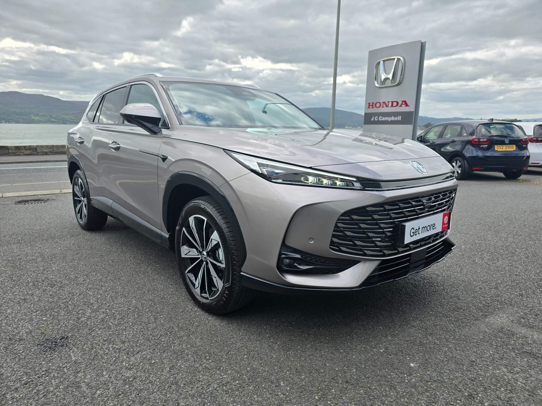 MG HS