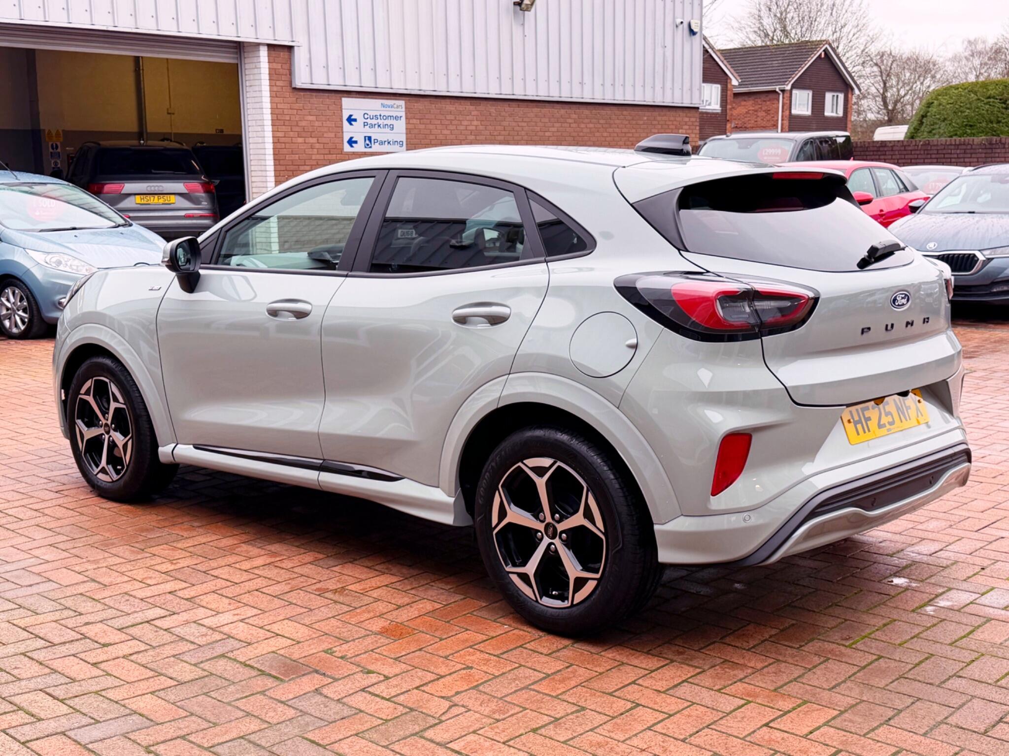 Ford Puma view 27