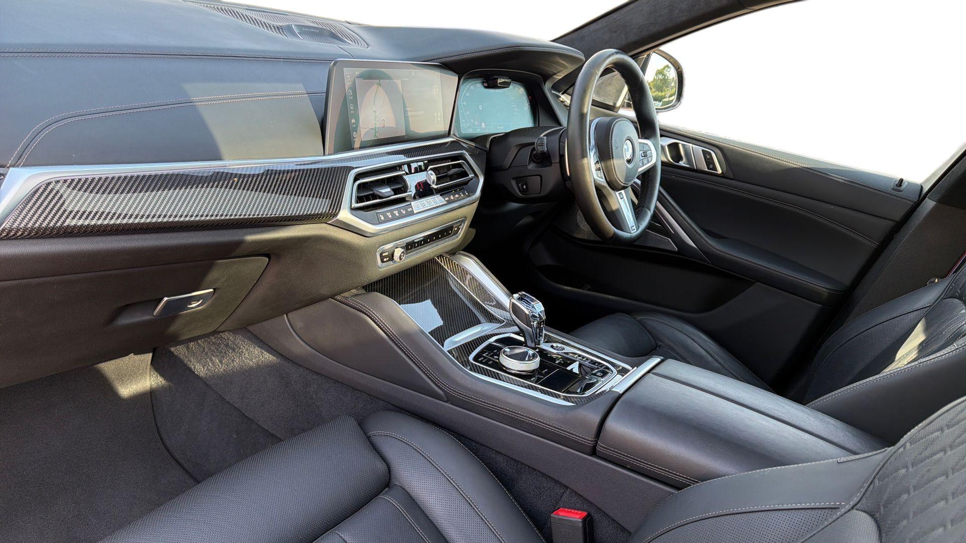 BMW X6 view 7