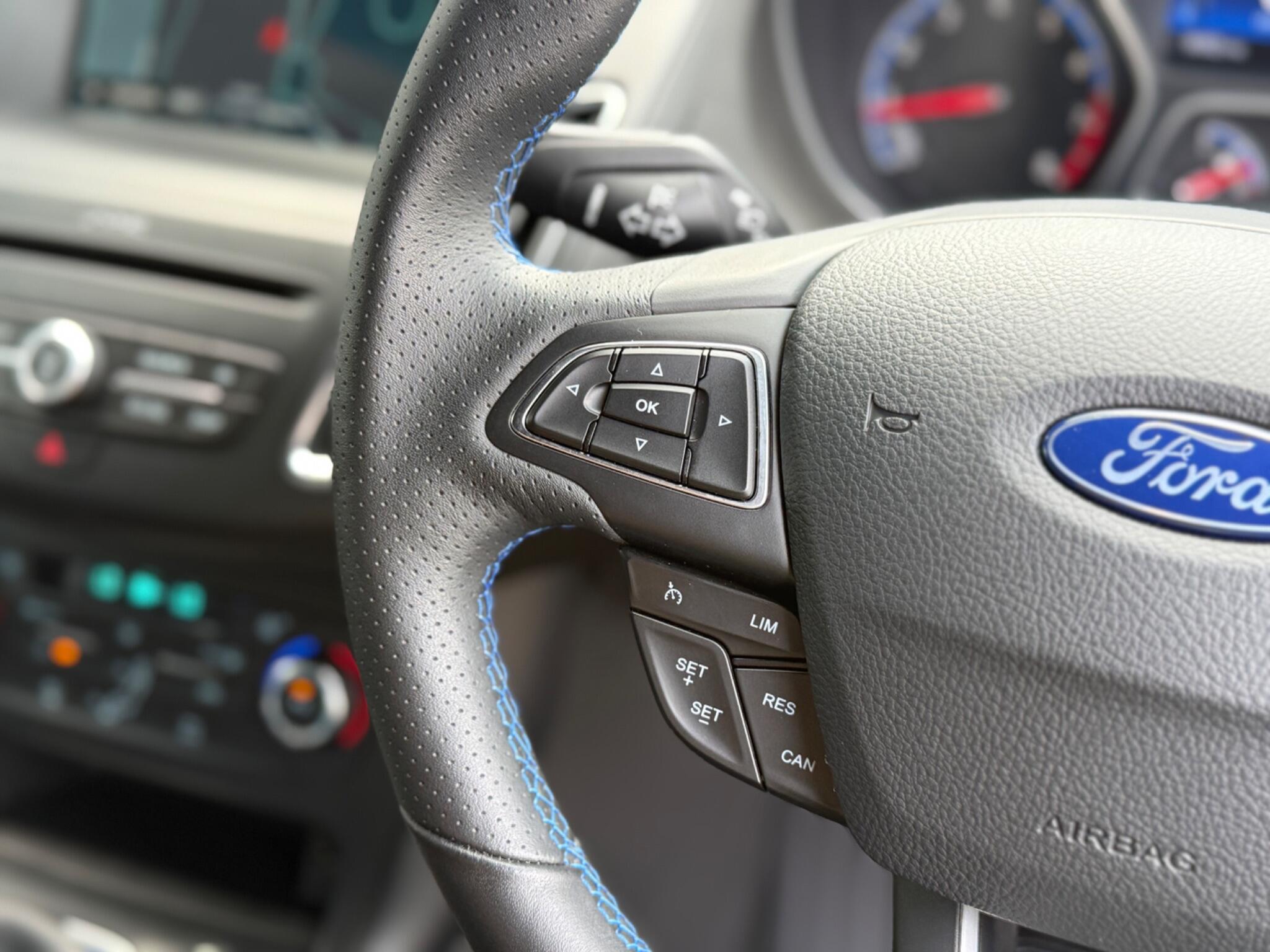 Ford Focus view 70