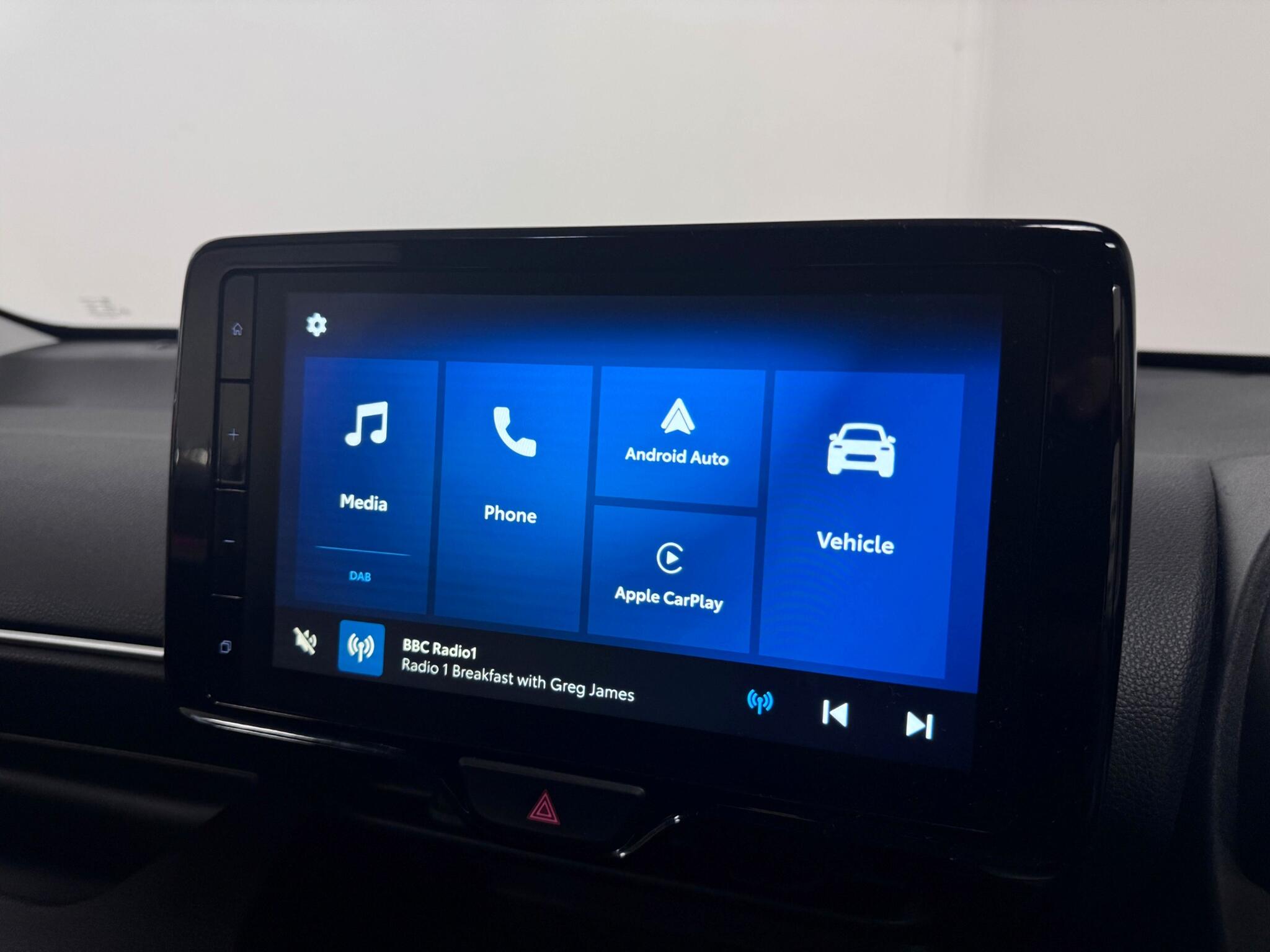 Toyota Yaris view 35
