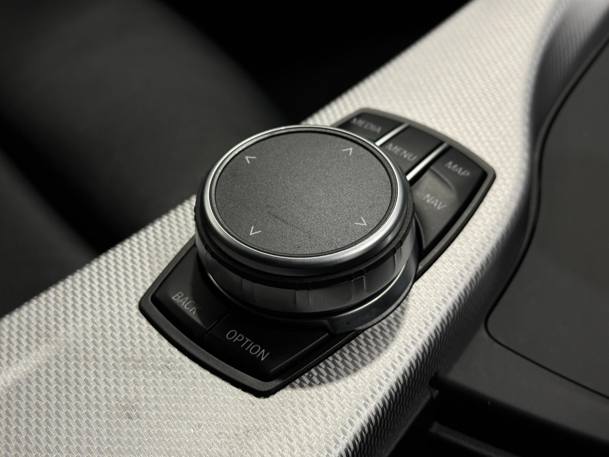 BMW 4 Series view 22