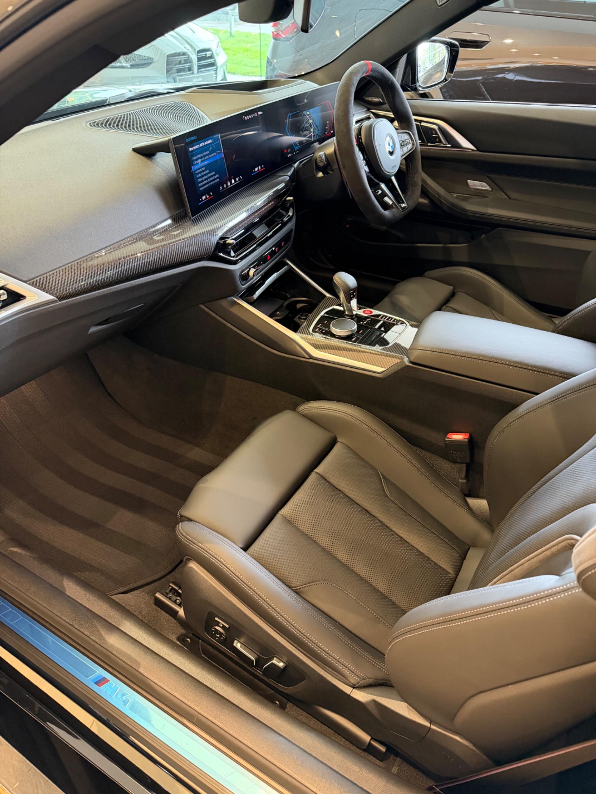 BMW M4 view 16