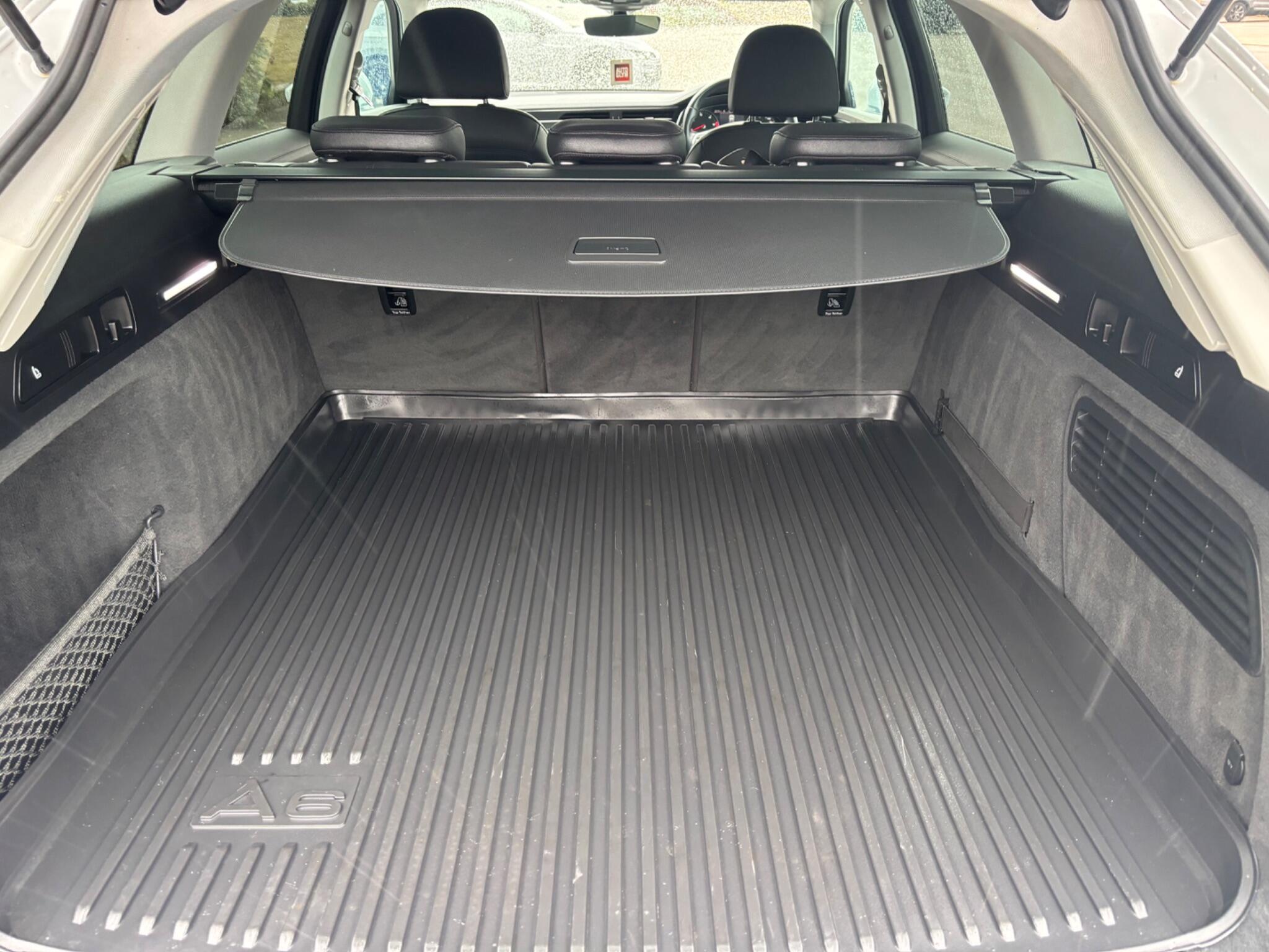 Audi A6 Avant view 37