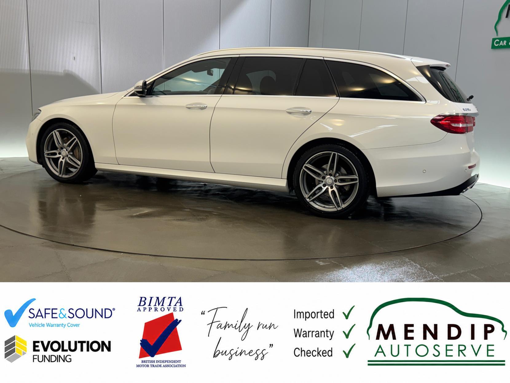 Mercedes-Benz E Class view 9