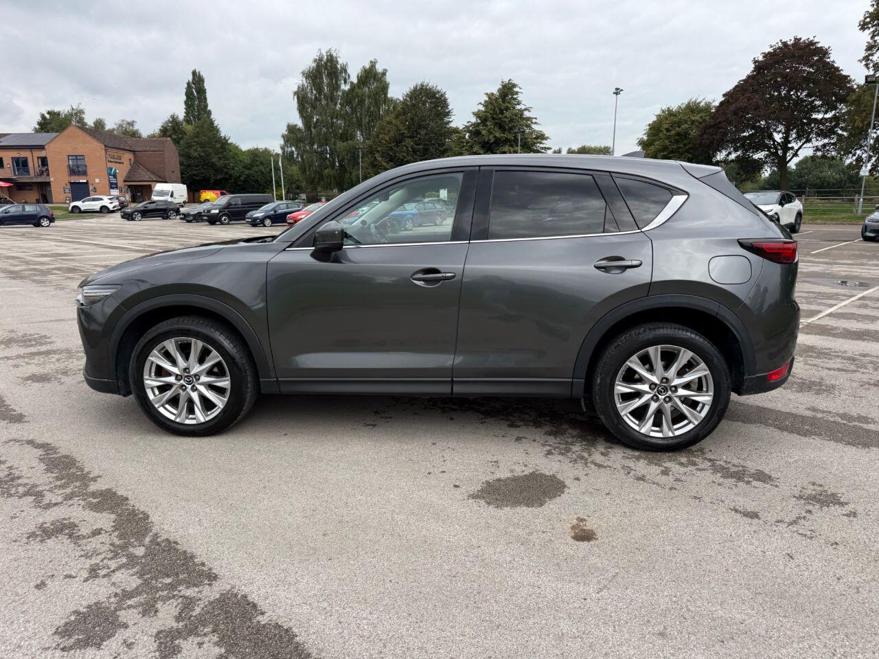 Mazda CX-5 view 5