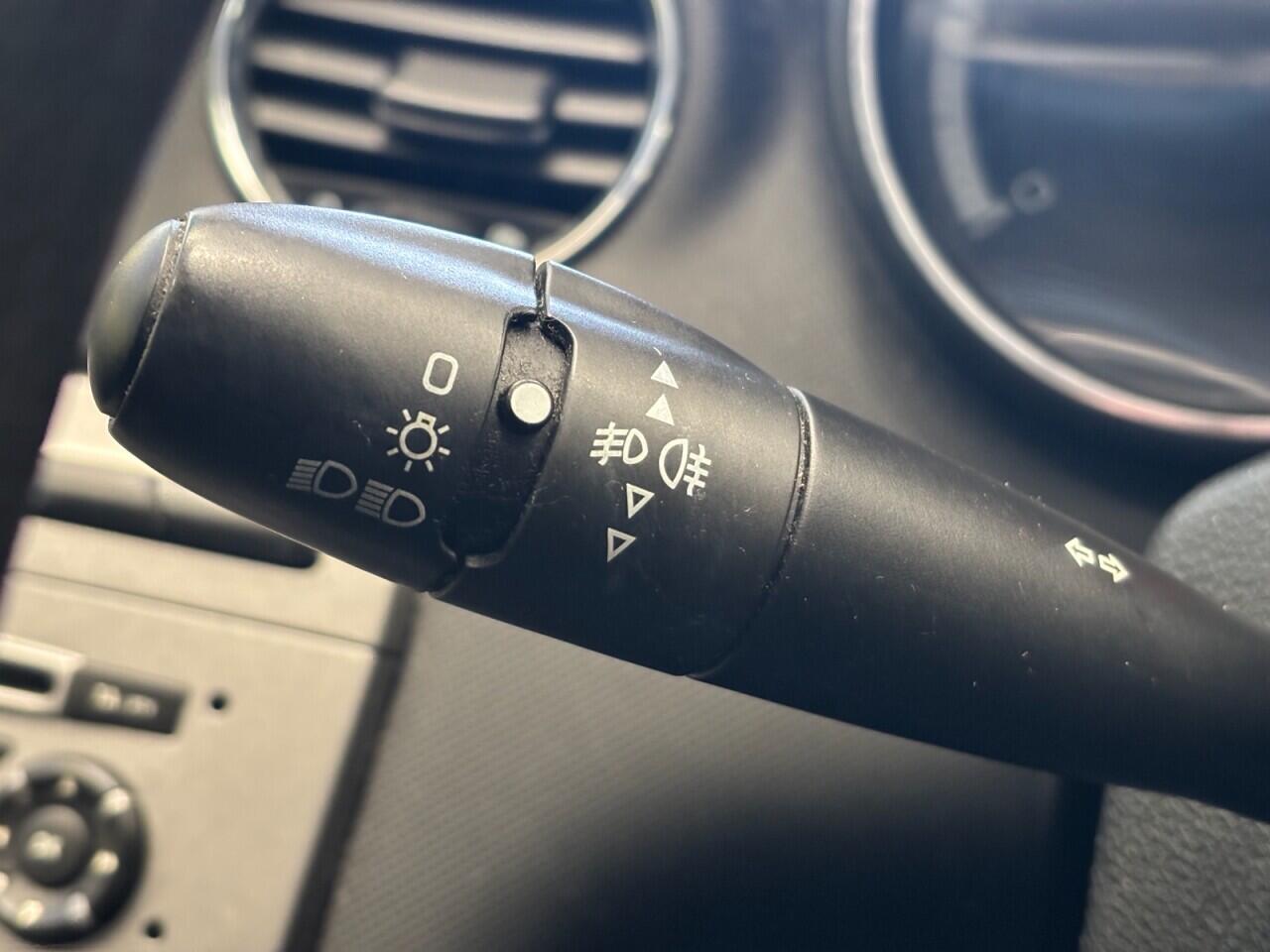 Peugeot 308 view 31