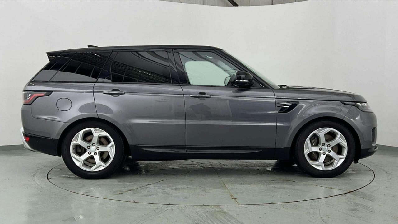Land Rover Range Rover Sport view 2