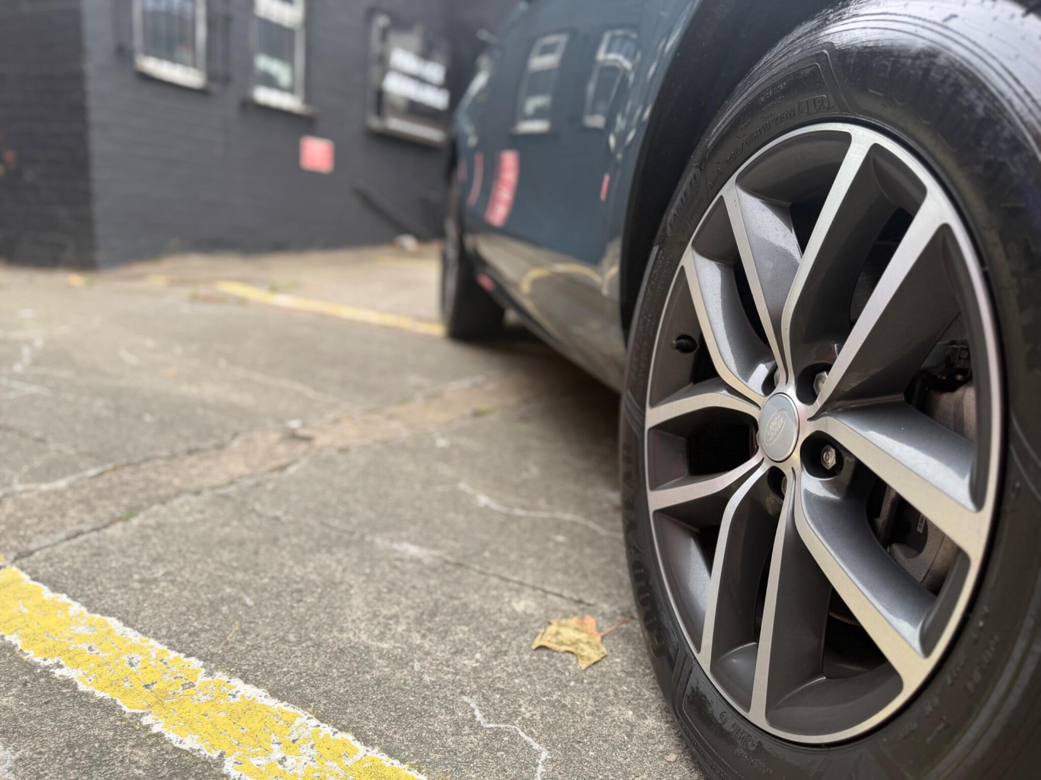 Land Rover Range Rover Evoque view 22