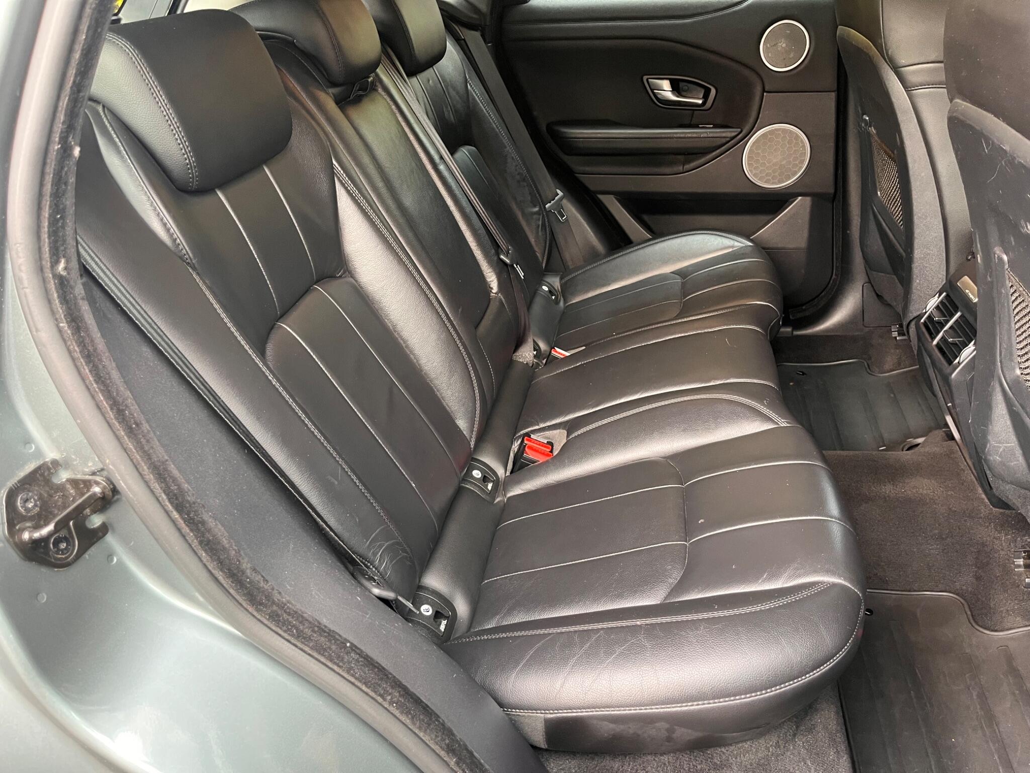 Land Rover Range Rover Evoque view 34