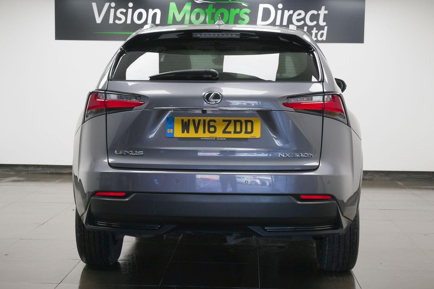 Lexus NX view 3
