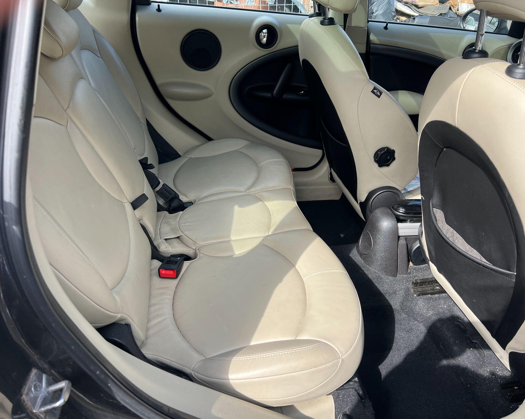 Mini Countryman view 13