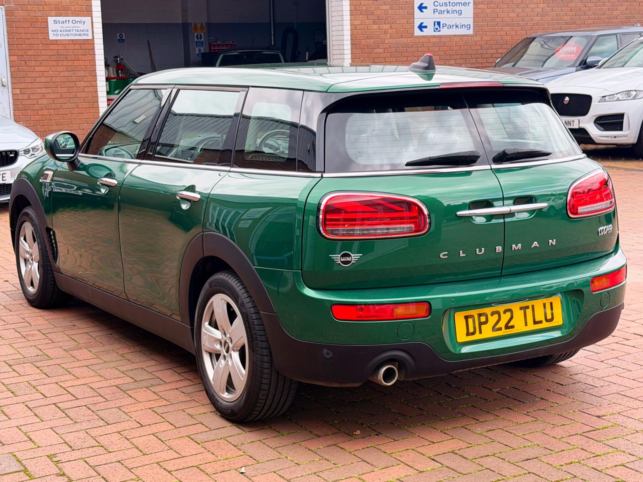 Mini Clubman view 24