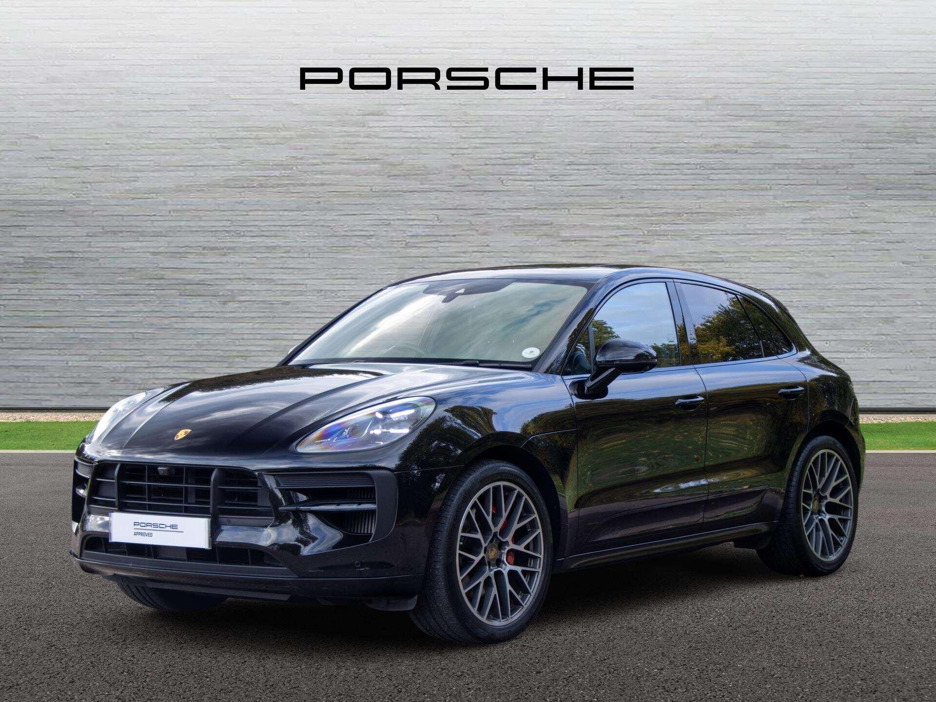 Porsche Macan view 8