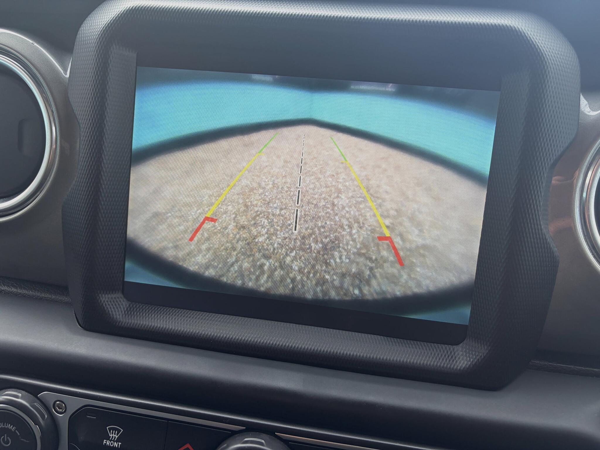 Jeep Wrangler view 33
