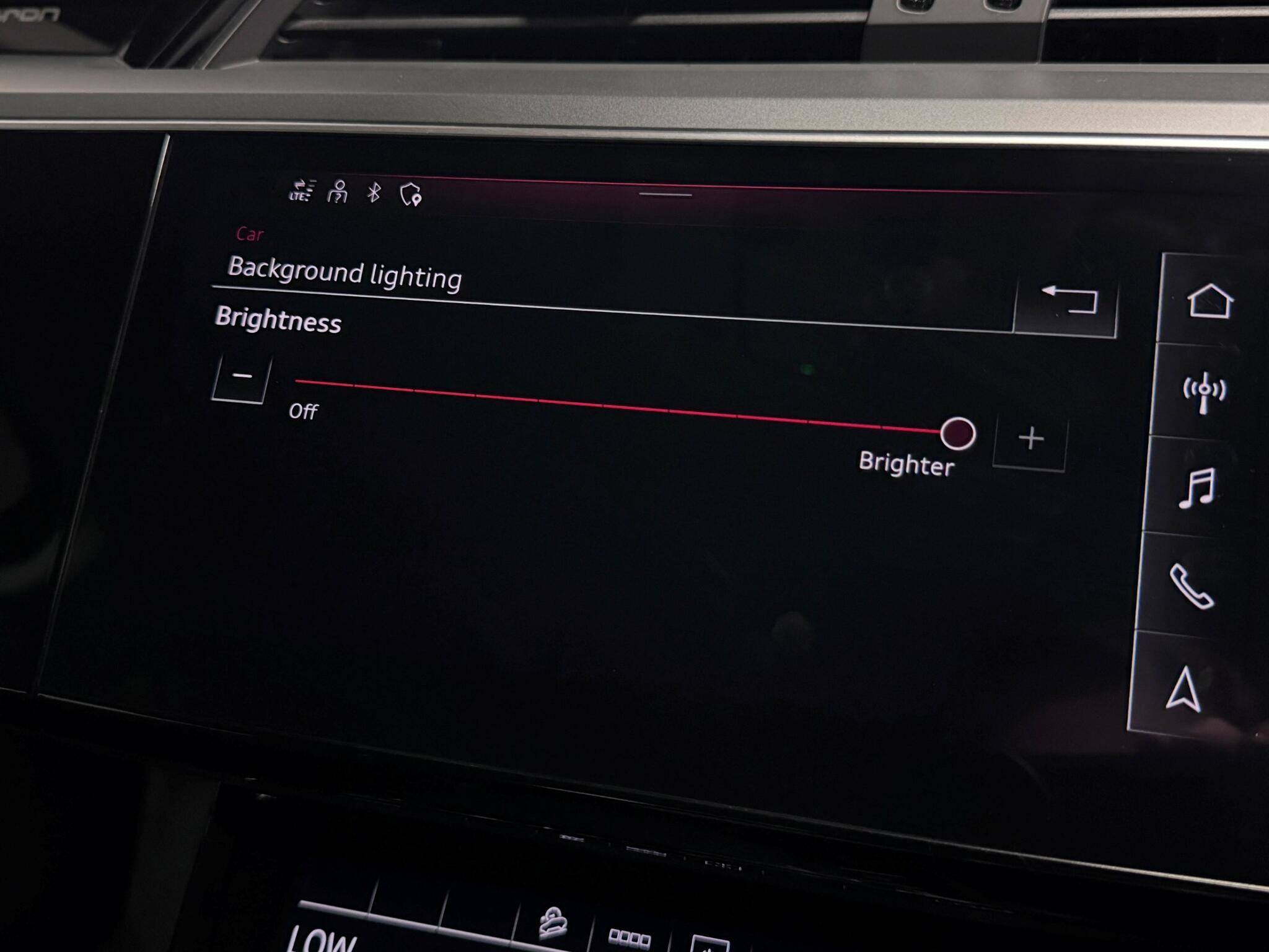 Audi E-Tron view 46