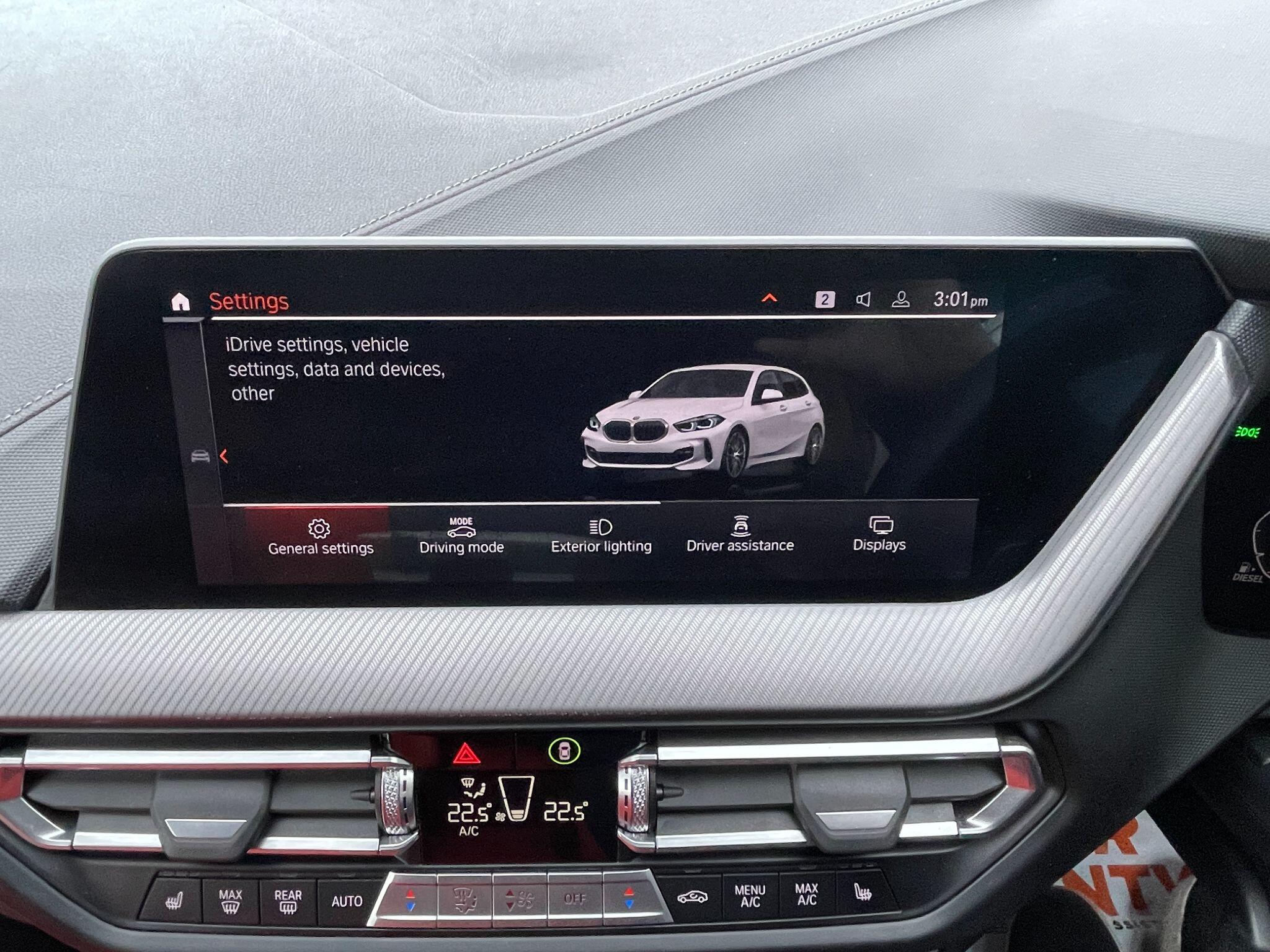 BMW 1 Series view 36
