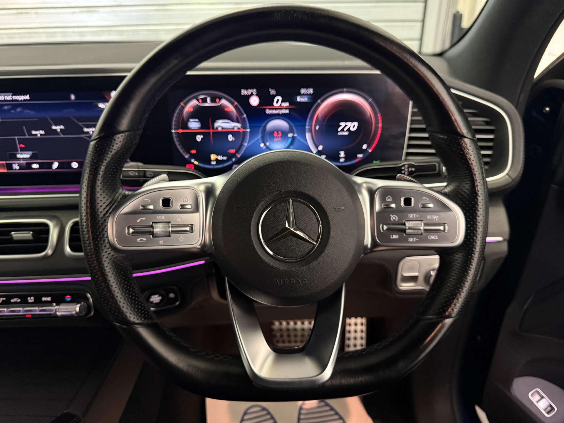 Mercedes-Benz Gle view 13