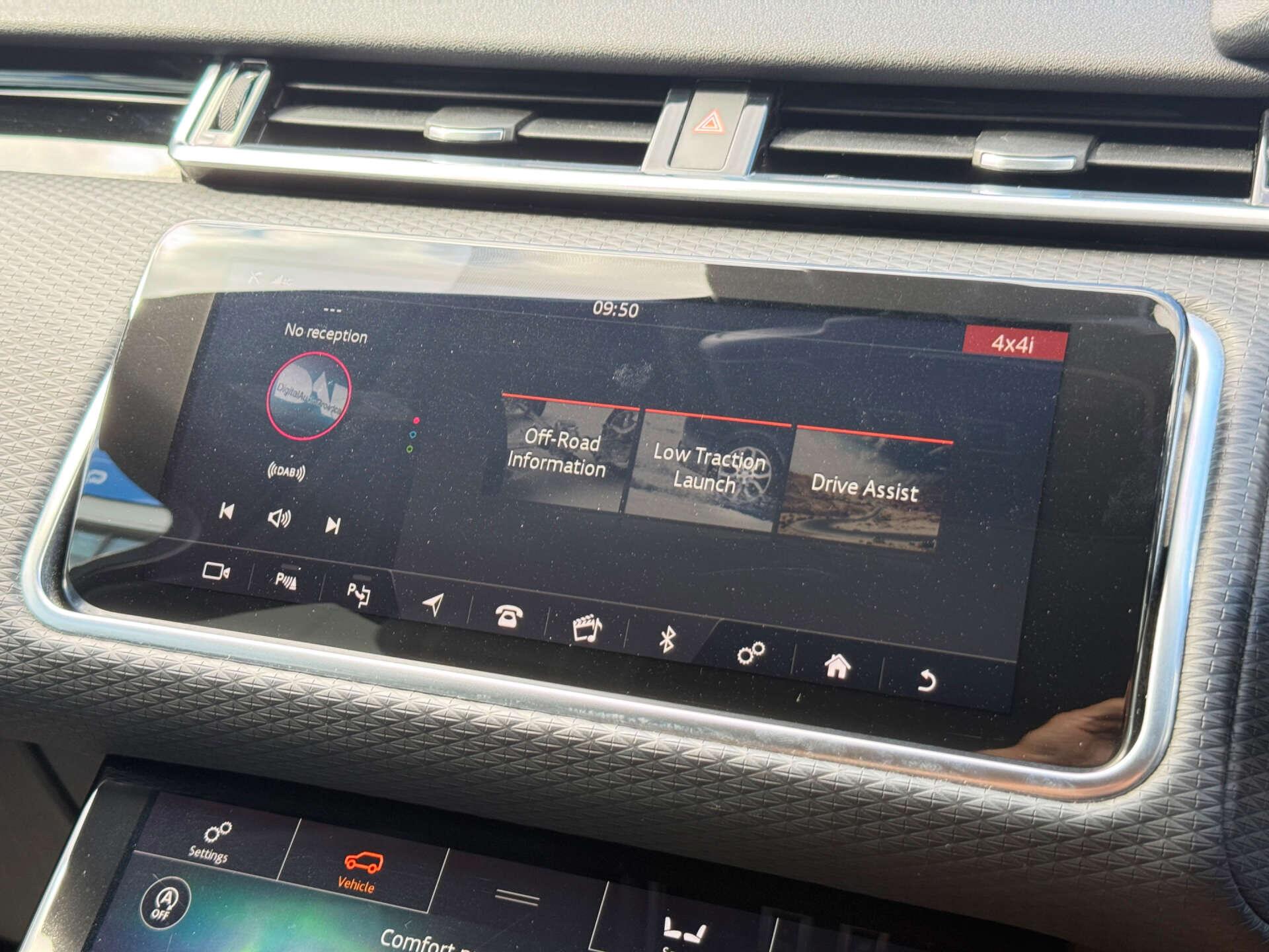 Land Rover Range Rover Velar view 68