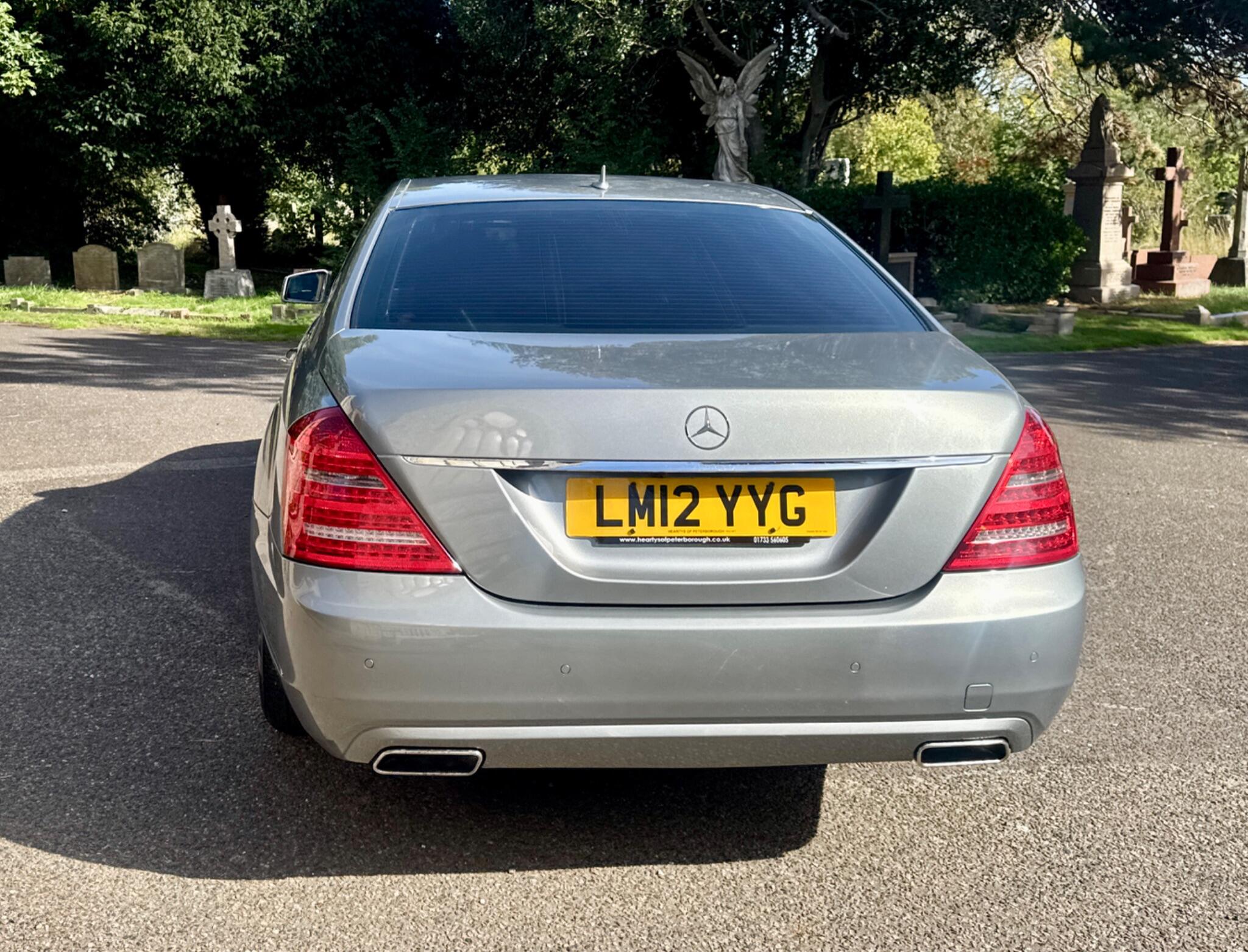 Mercedes-Benz S-Class view 14
