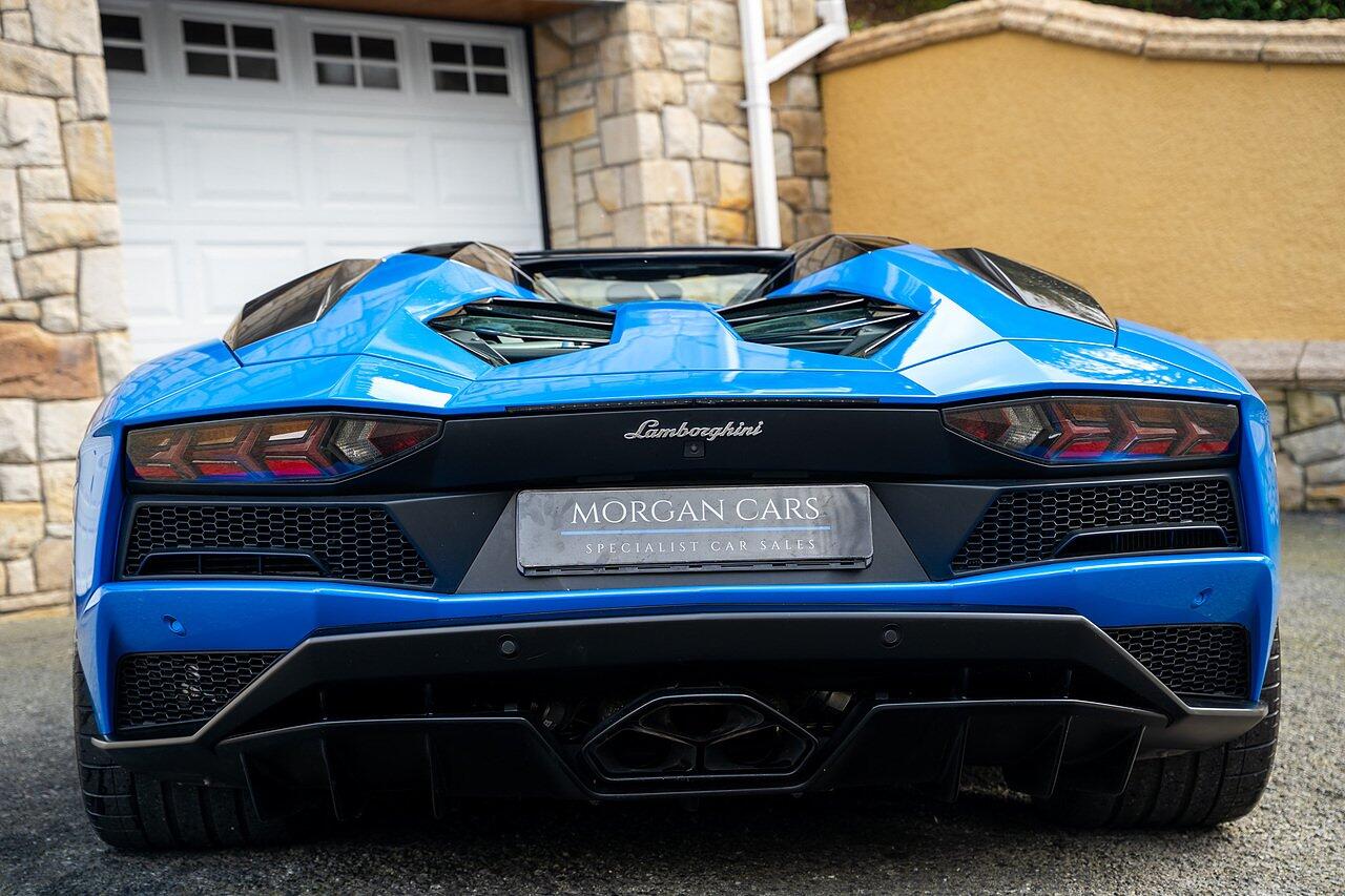 Lamborghini Aventador view 16