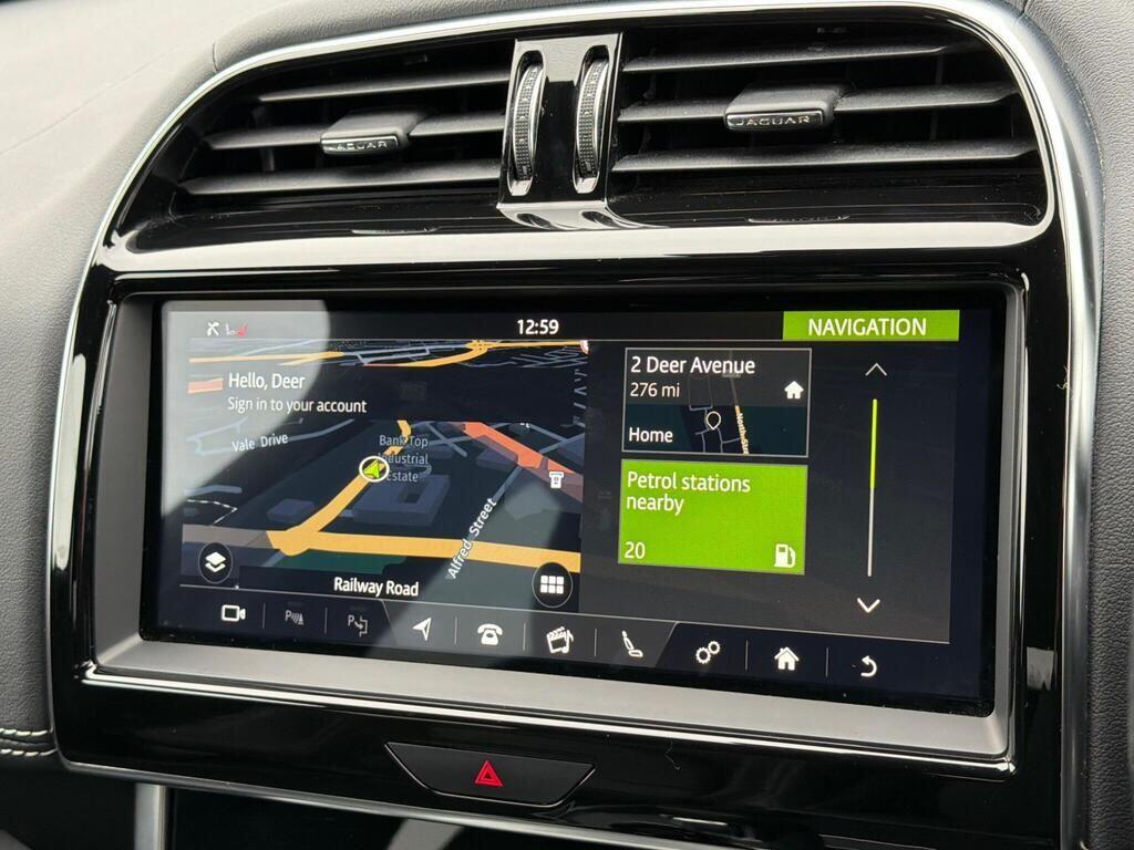 Jaguar XE view 34