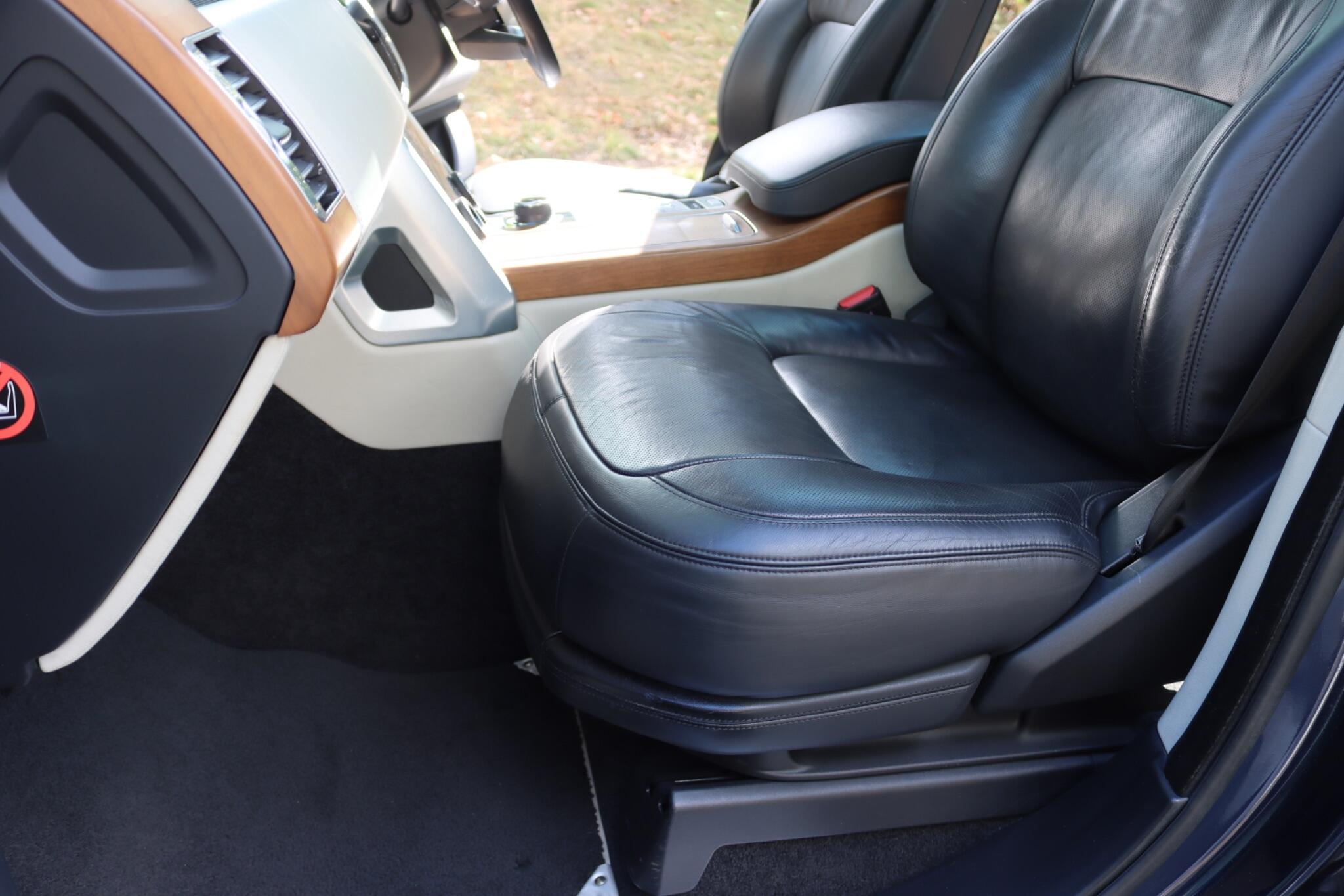 Land Rover Range Rover view 5
