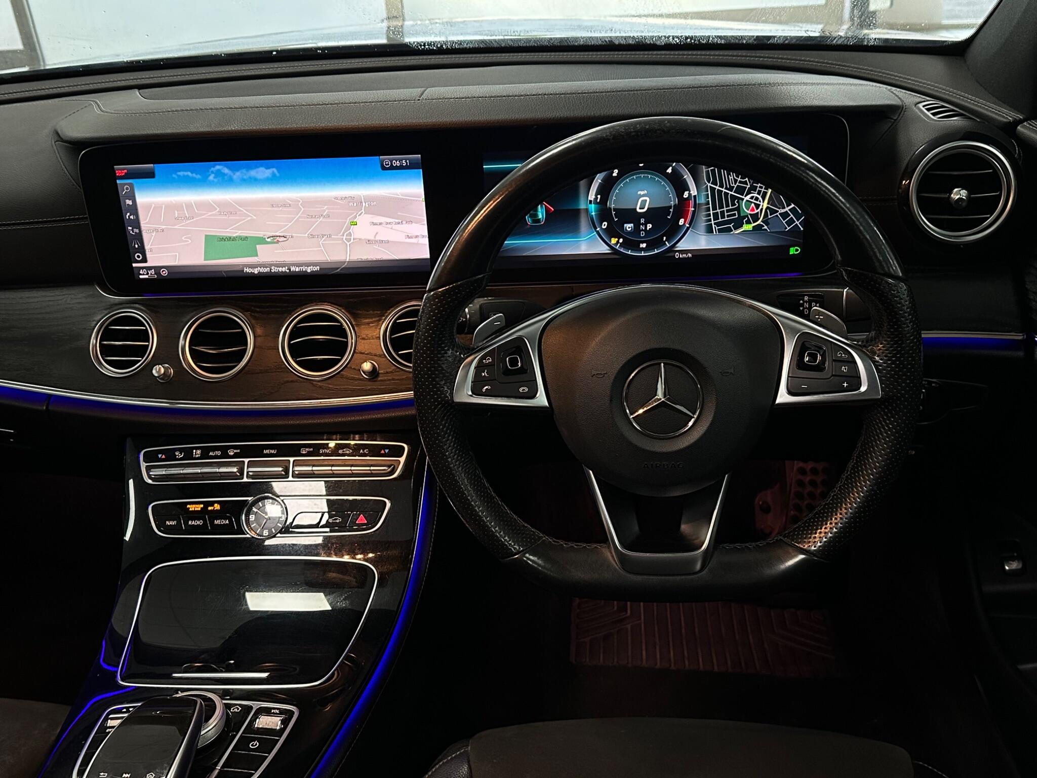 Mercedes-Benz E Class view 18