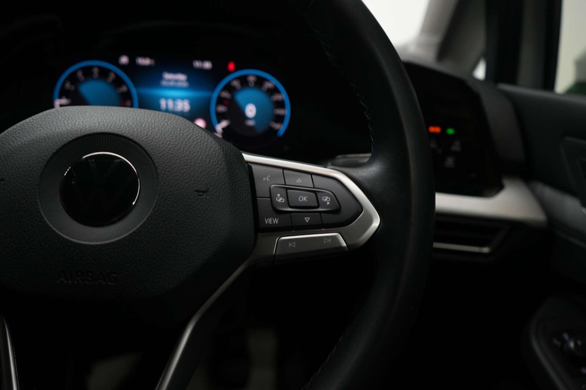 Volkswagen Golf view 38