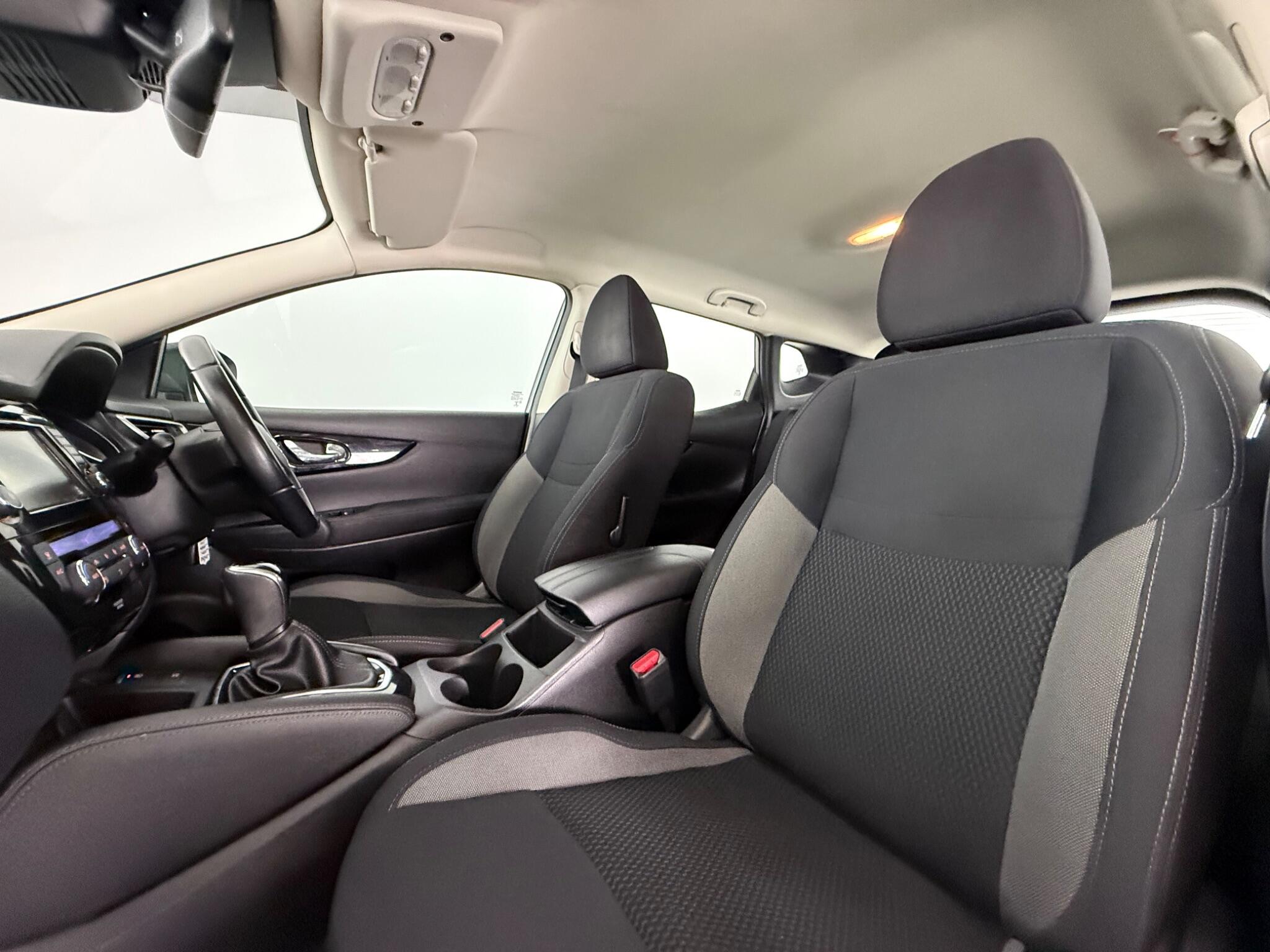 Nissan Qashqai view 28