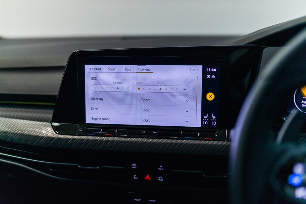 Volkswagen Golf view 34