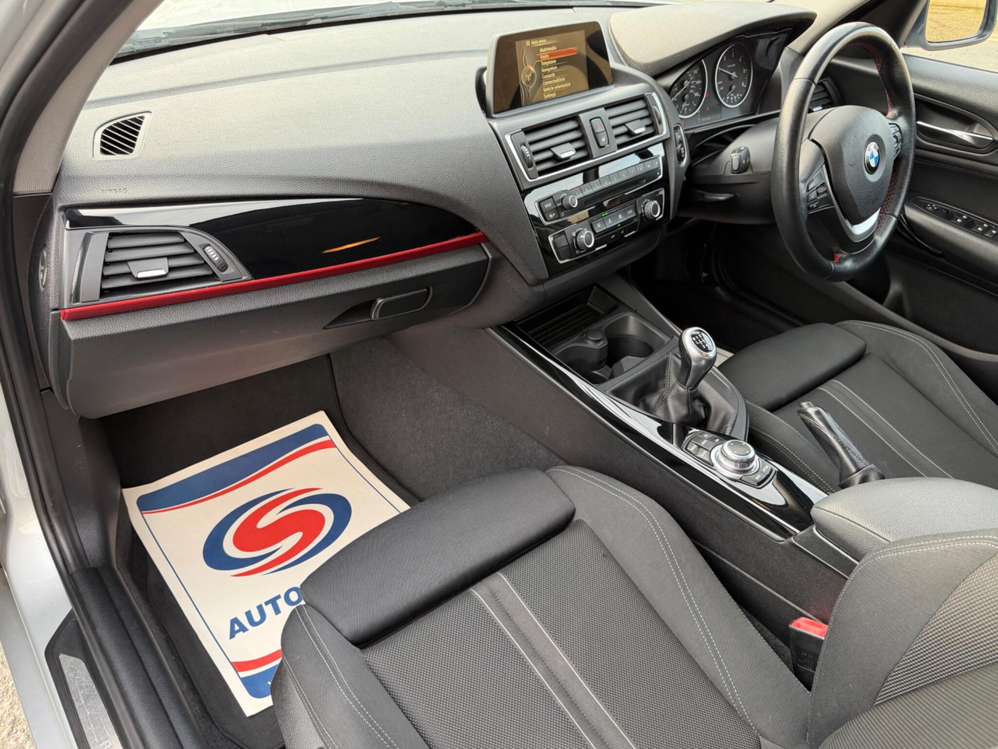 BMW 1 Series view 9