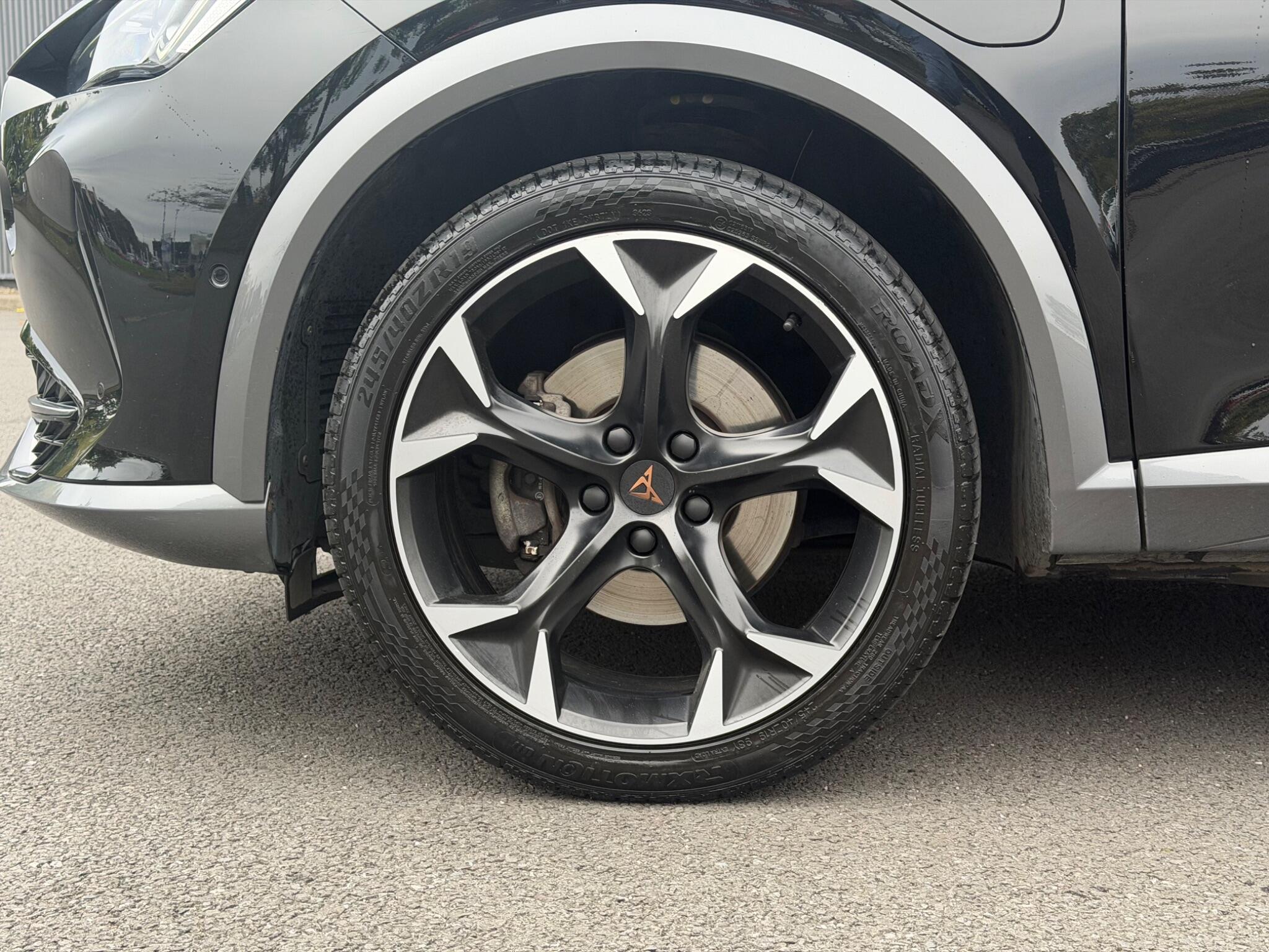 Cupra Formentor view 25