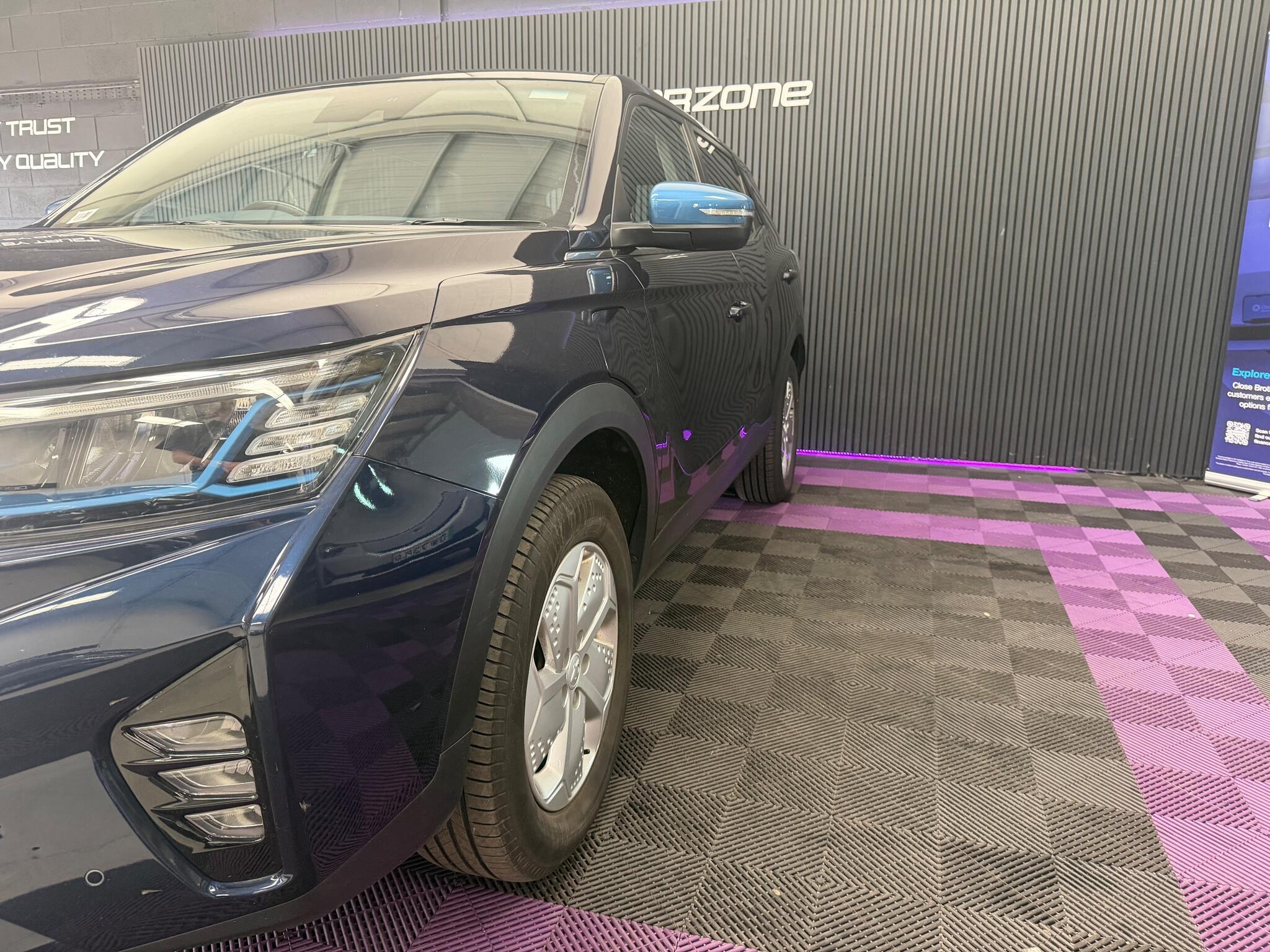 KGM Korando E-Motion view 17