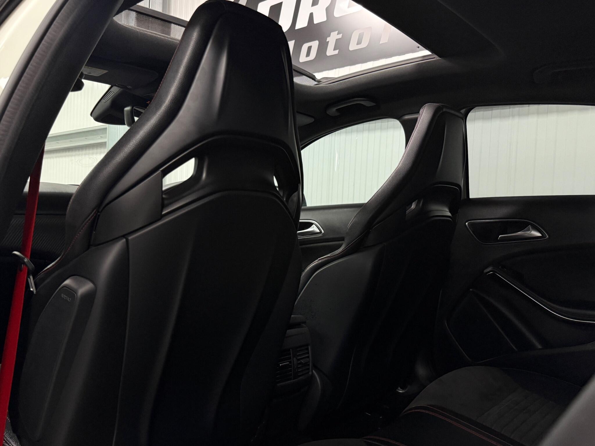 Mercedes-Benz A-Class view 41
