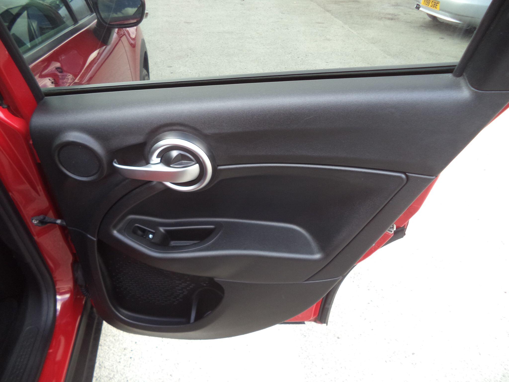 Fiat 500x view 26