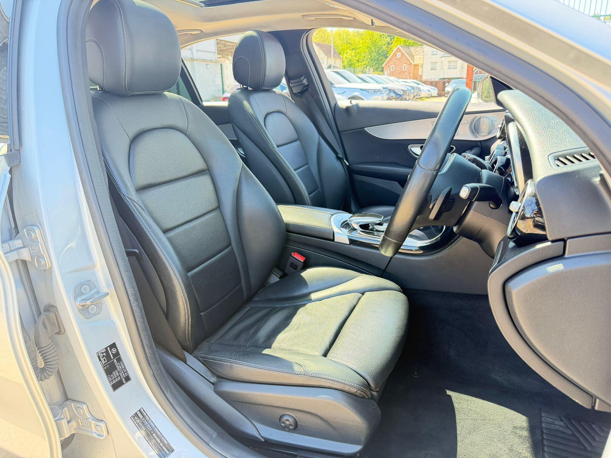 Mercedes-Benz C-Class view 10
