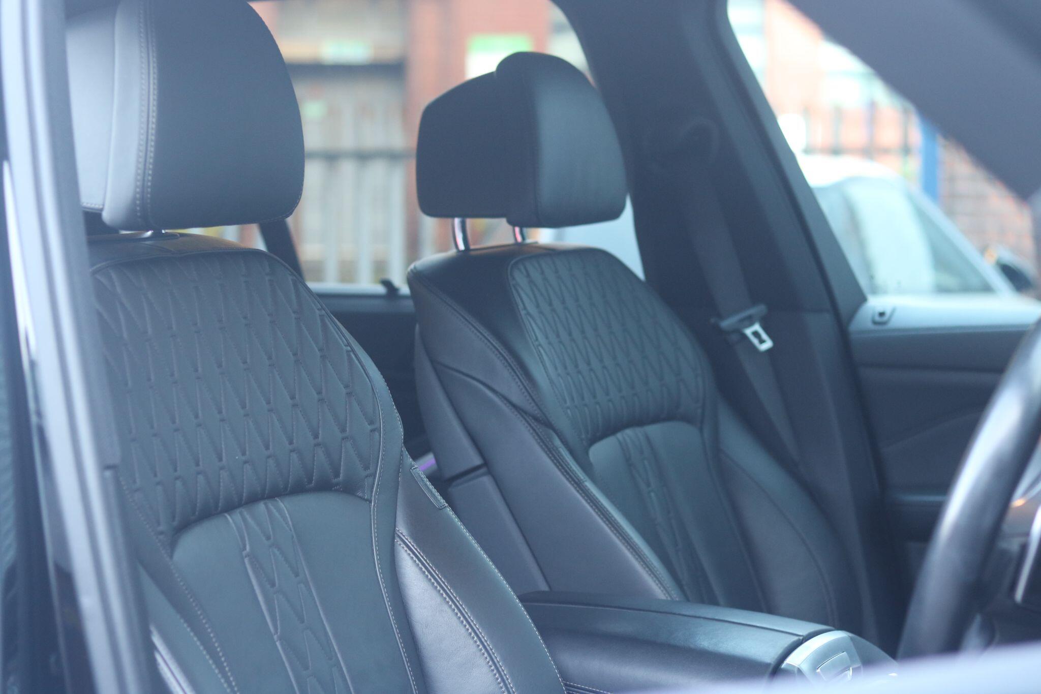 BMW X5 view 8